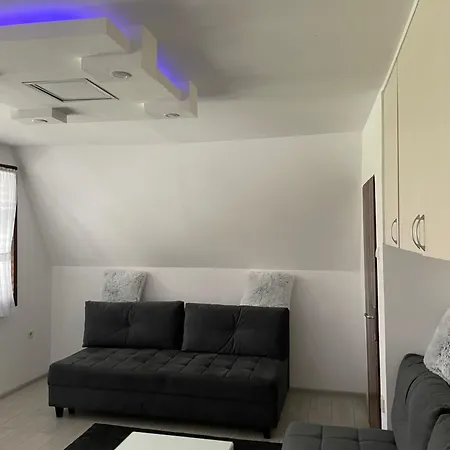 Vikendica Uvac * Priboj